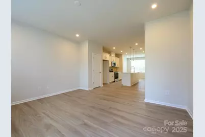 5640 Kingspan Drive, Charlotte, NC 28217 - Photo 5