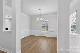 145 High Rock Ct, Statesville, NC 28677 - Photo 5