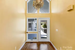 140 Overlook Dr, Flat Rock, NC 28731 - Photo 5