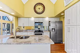 140 Overlook Dr, Flat Rock, NC 28731 - Photo 19