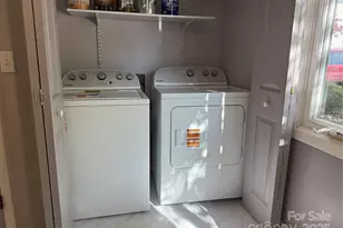 22 Hollybrook Dr, Asheville, NC 28803 - Photo 15