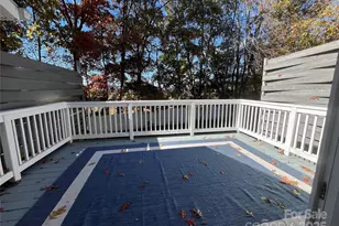 22 Hollybrook Dr, Asheville, NC 28803 - Photo 3