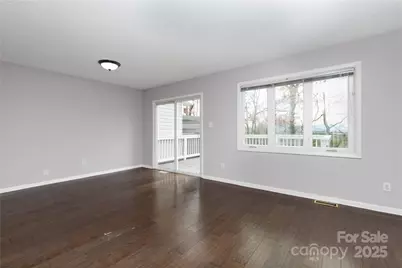 22 Hollybrook Drive, Asheville, NC 28803 - Photo 7