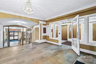 538 N Main St, Hendersonville, NC 28792 - Photo 21