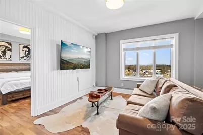 538 N Main Street #519, 518, 520, Hendersonville, NC 28792 - Photo 5