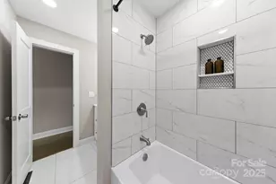 2501 Druid Hls Wy, Charlotte, NC 28206 - Photo 19