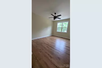 1060 Hawksbill Drive, Morganton, NC 28655 - Photo 9