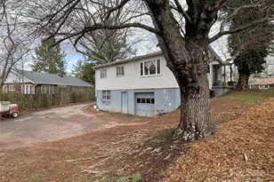 28 Deaverview Rd, Asheville, NC 28806 - Photo 7