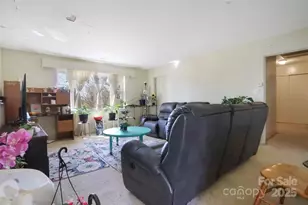 28 Deaverview Rd, Asheville, NC 28806 - Photo 15