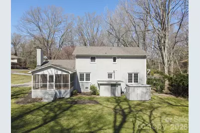 306 7th Street Place NE, Conover, NC 28613 - Photo 3