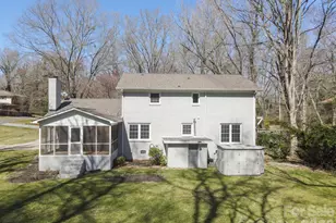 306 7th St Pl NE, Conover, NC 28613 - Photo 3