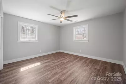 306 7th Street Place NE, Conover, NC 28613 - Photo 39