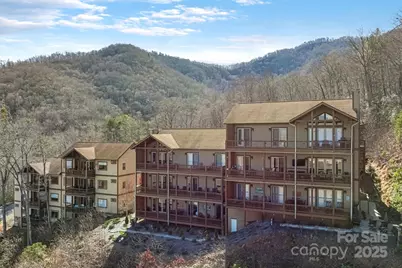 604 Sawgrass Drive #6, Whittier, NC 28789 - Photo 19