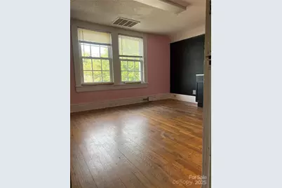 625 S Lafayette Street, Shelby, NC 28150 - Photo 9