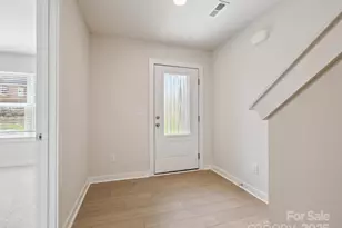 1425 Lithium Ln, Charlotte, NC 28211 - Photo 3