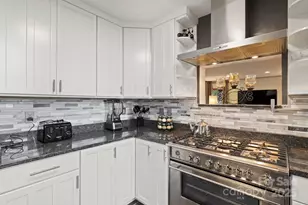 106 Bishop Cove Rd, Fairview, NC 28730 - Photo 15