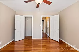 103 S Laurel Ave, Charlotte, NC 28207 - Photo 13