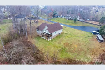 1263 Waterford Drive, Hickory, NC 28602 - Photo 41