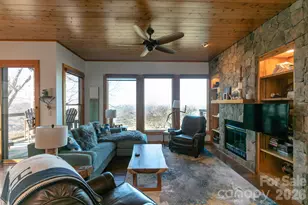 30 Club Villa Ct, Burnsville, NC 28714 - Photo 5