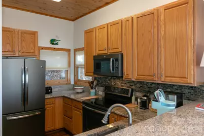 30 Club Villa Court #B/3, Burnsville, NC 28714 - Photo 13