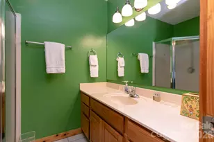 30 Club Villa Ct, Burnsville, NC 28714 - Photo 23