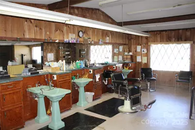 725 E Union Street E, Morganton, NC 28655 - Photo 3