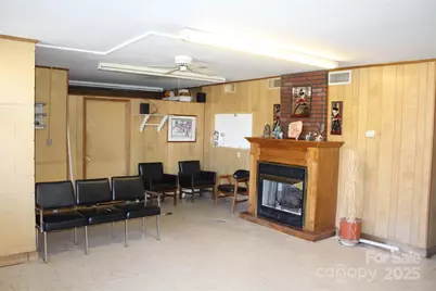 725 E Union Street E, Morganton, NC 28655 - Photo 7