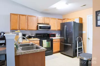 90 Elm Street, Morganton, NC 28655 - Photo 9