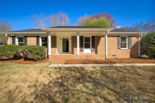 6227 Thermal Rd, Charlotte, NC 28211 - Photo 1