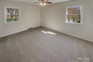 6227 Thermal Rd, Charlotte, NC 28211 - Photo 15