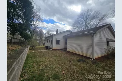 11 Season Lane, Asheville, NC 28805 - Photo 5