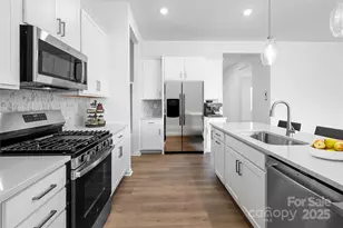 324 Basil Dr, Indian Trail, NC 28079 - Photo 3