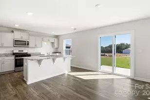 12 Byron Pk Rd, Clyde, NC 28721 - Photo 9