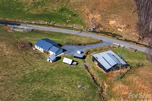 867 Indian Creek Rd, Burnsville, NC 28714 - Photo 3