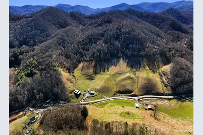 867 Indian Creek Road, Burnsville, NC 28714 - Photo 9