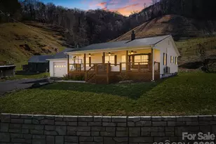 867 Indian Creek Rd, Burnsville, NC 28714 - Photo 17