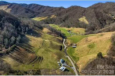 867 Indian Creek Road, Burnsville, NC 28714 - Photo 5