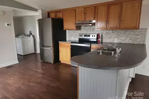 6915 Airport Rd, Mount Croghan, SC 29727 - Photo 9