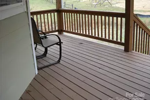 992 Hornet Dr, Whittier, NC 28789 - Photo 7