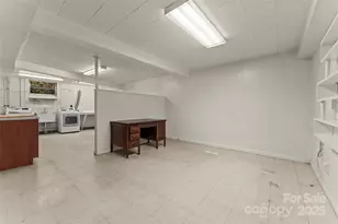 123 Castleton Ln, Hendersonville, NC 28791 - Photo 25