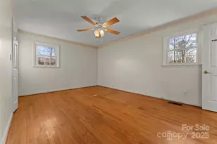 123 Castleton Ln, Hendersonville, NC 28791 - Photo 15