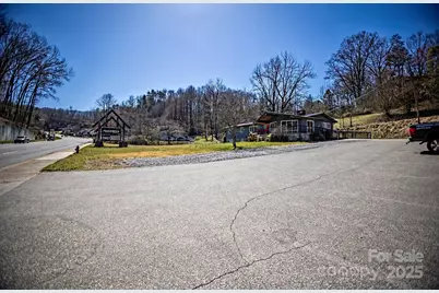 120 Veterans Boulevard, Bryson City, NC 28713 - Photo 45