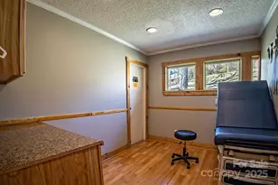 120 Veterans Blvd, Bryson City, NC 28713 - Photo 31