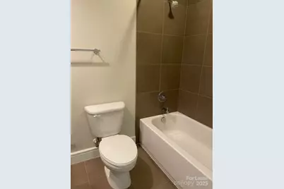 333 W Trade Street #1602, Charlotte, NC 28202 - Photo 17