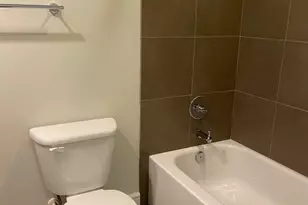 333 W Trade St, Charlotte, NC 28202 - Photo 17