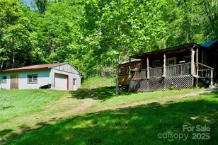 38 Buchanan Hill Rd, Bakersville, NC 28705 - Photo 17