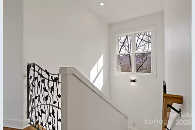 159 Settings Boulevard, Black Mountain, NC 28711 - Photo 23