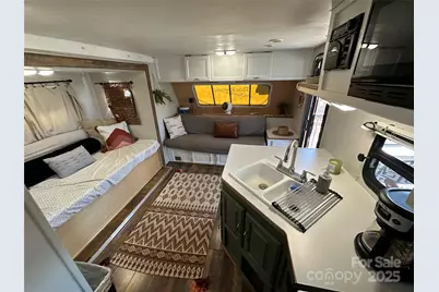 108 Robin Lane, New London, NC 28127 - Photo 15