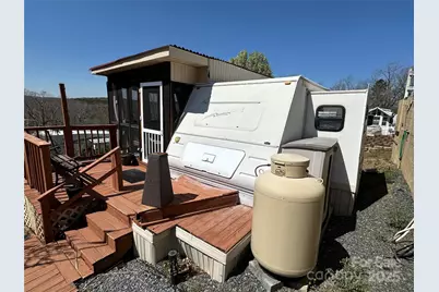 108 Robin Lane, New London, NC 28127 - Photo 3