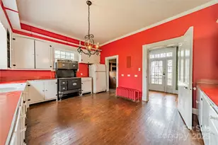 8425 E Franklin St, Mount Pleasant, NC 28124 - Photo 17